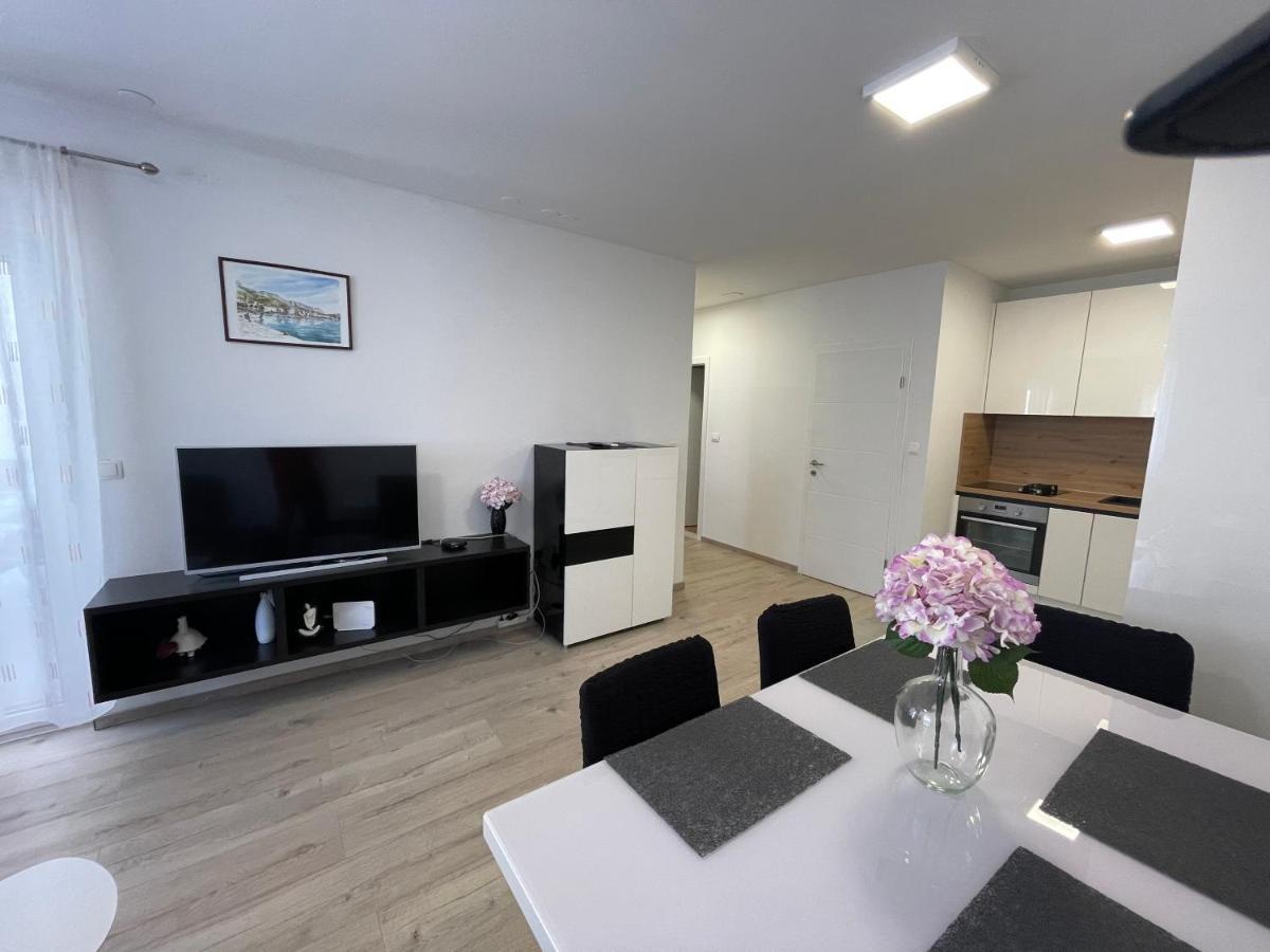 The Big Terrace Apartment 마카르스카 외부 사진